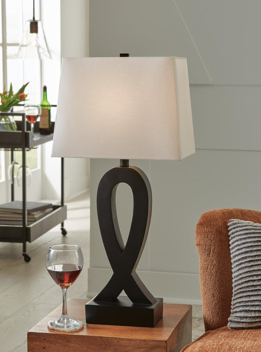 Lámpara de mesa Markellton Poly (2/CN)