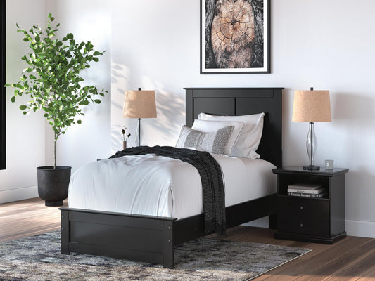 Cama doble con dos paneles Maribel