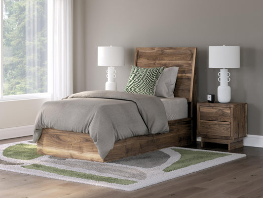 Cama doble con dos paneles Chirason