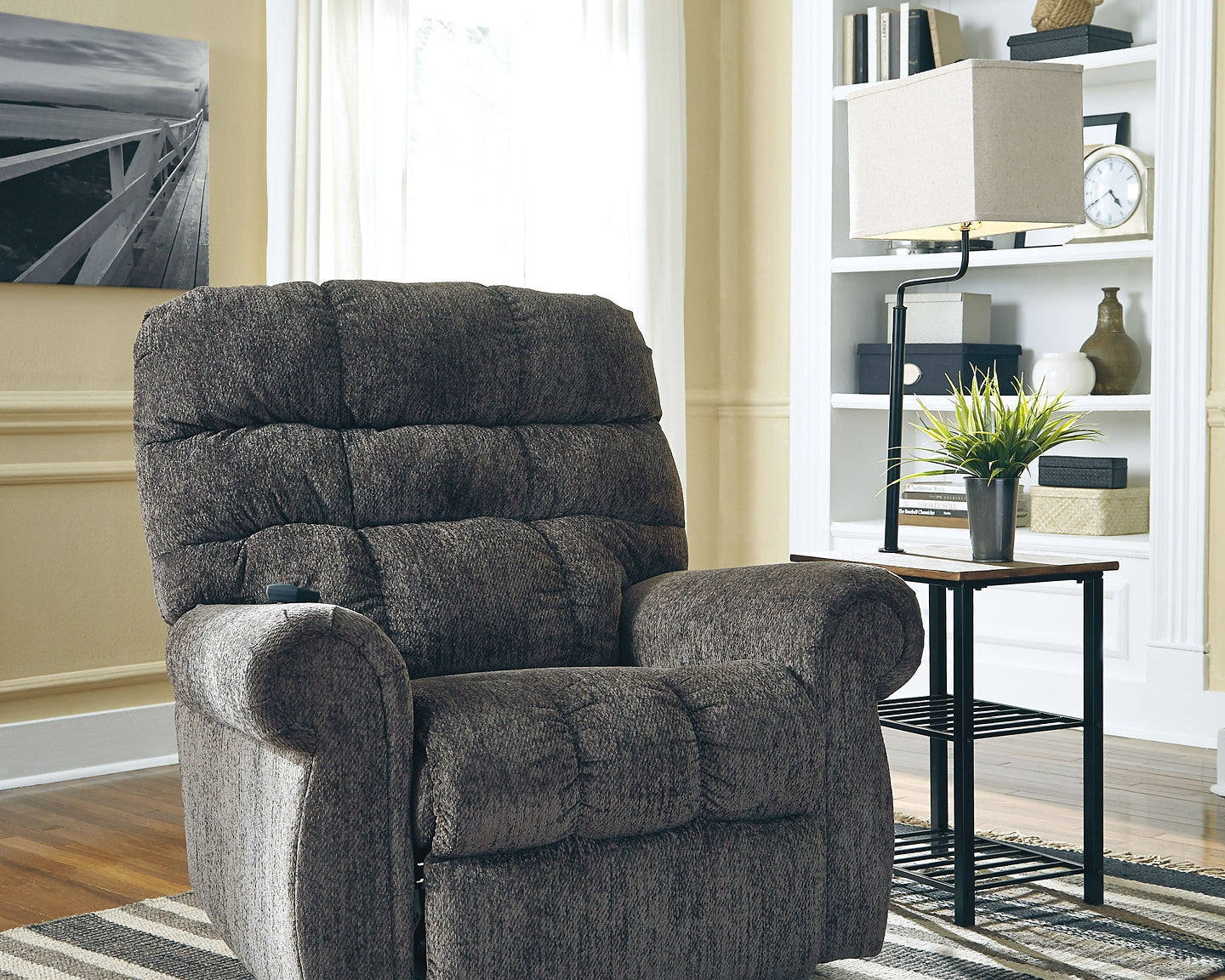 Lámpara de bandeja metálica Shianne (1/CN)