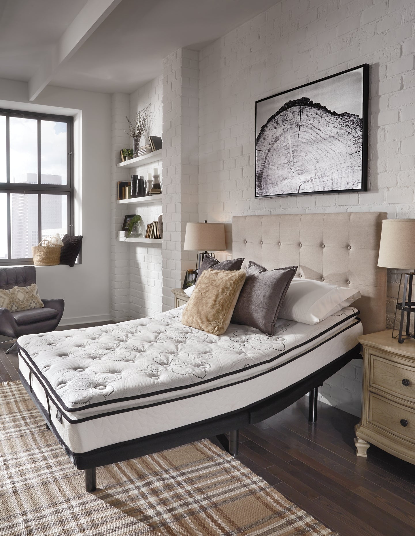 Base ajustable para cama California King, modelo Head-Poot.