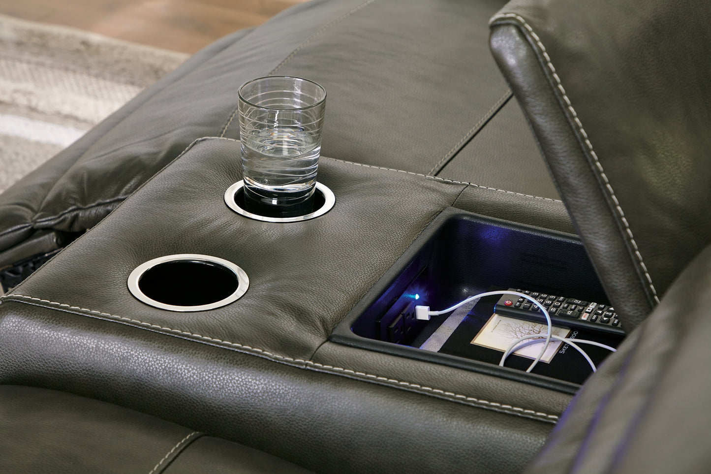 Sofá seccional reclinable eléctrico de 7 piezas Center Line