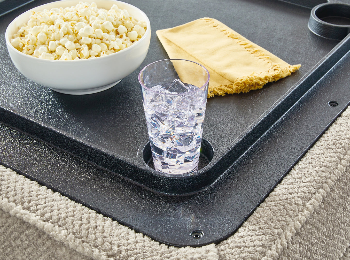 Otomana Calnita con espacio de almacenamiento