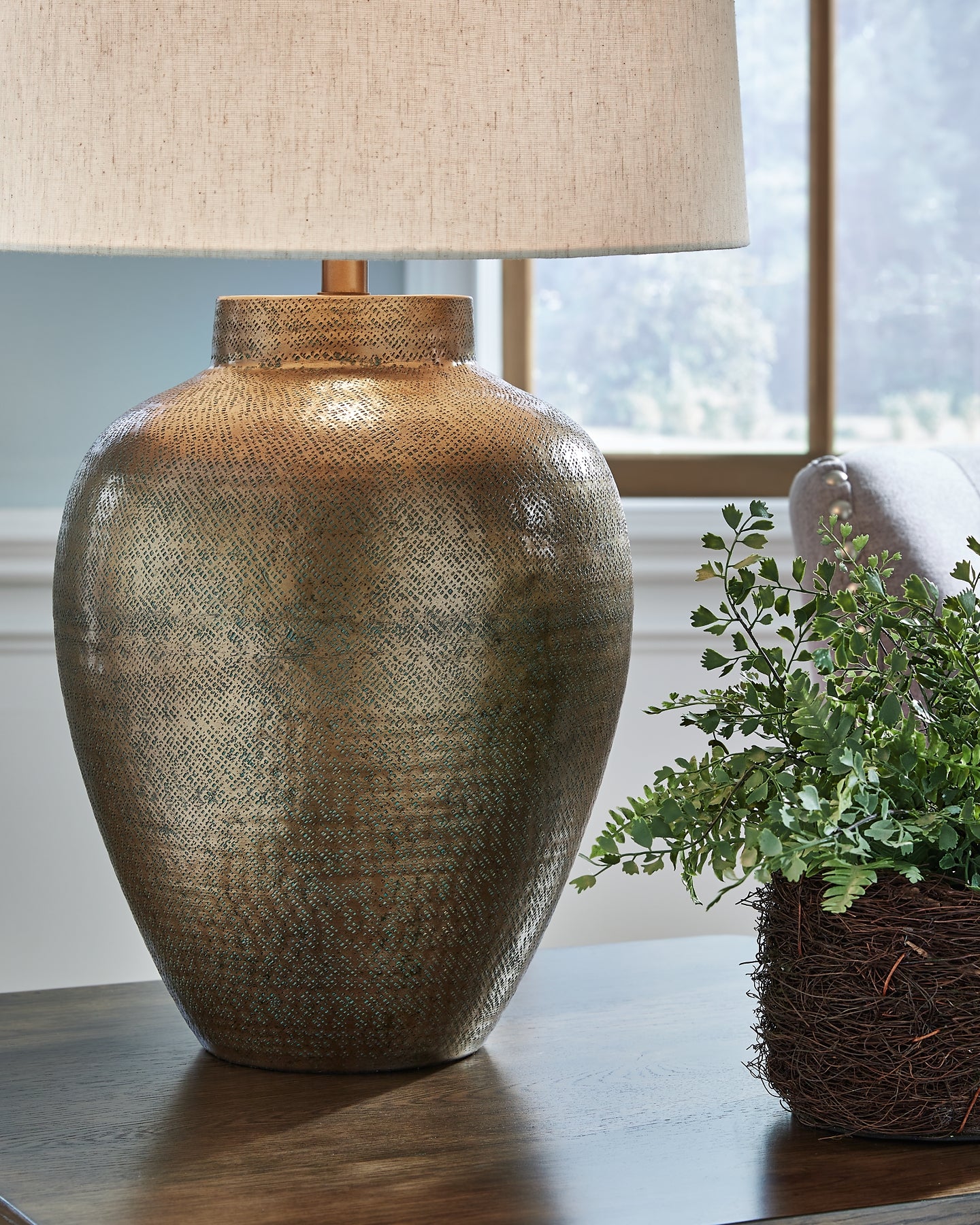 Lámpara de mesa metálica Madney (1/CN)