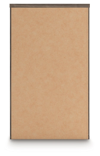 Cómoda Kendanport de cinco cajones