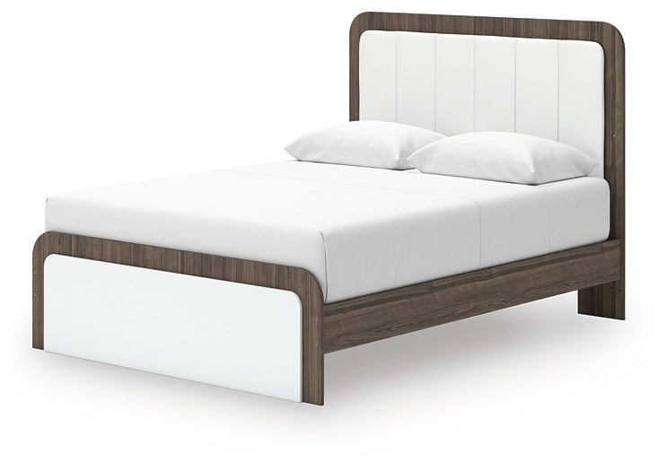 Cama tapizada Kendanport Queen