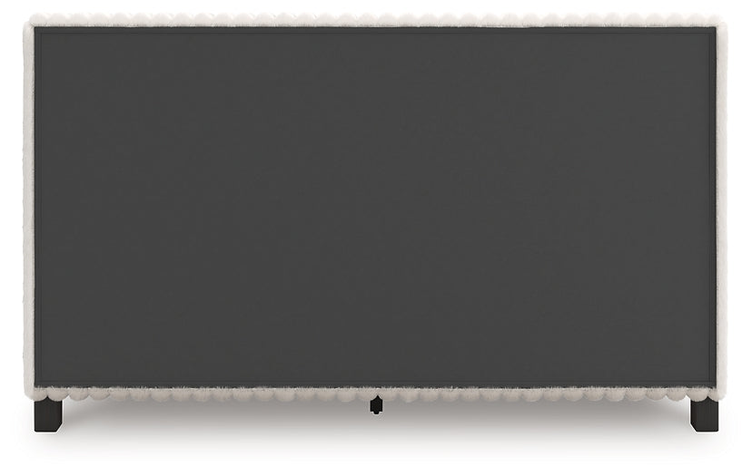 Cama tapizada Zuraleus Queen