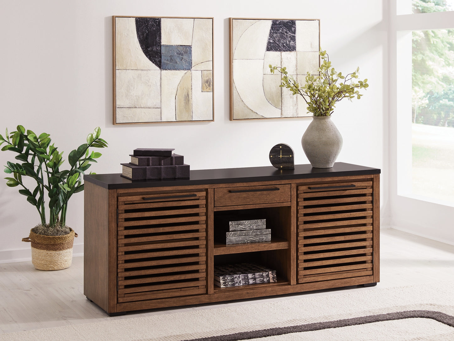 Credenza Kallari
