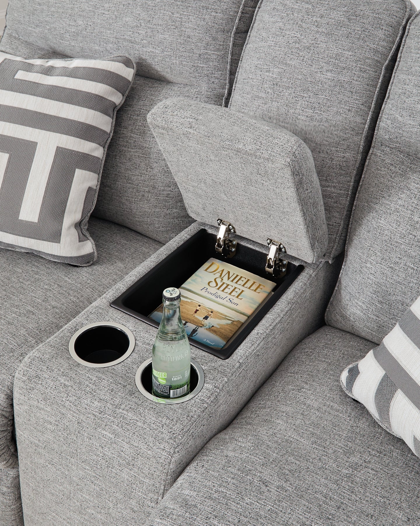 Sofá, sofá de dos plazas y sillón reclinable Biscoe