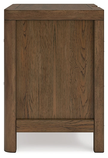 Cama Cabalynn California King con cabecero, almacenaje, tocador con espejo, cómoda y mesita de noche