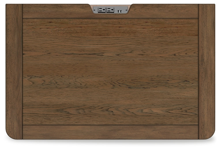 Cama Caballynn tamaño King con cabecero y almacenaje, tocador con espejo, cómoda y mesita de noche.