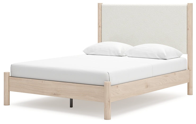 Cama tapizada Cadmori tamaño Queen con tocador, cómoda y mesita de noche con espejo