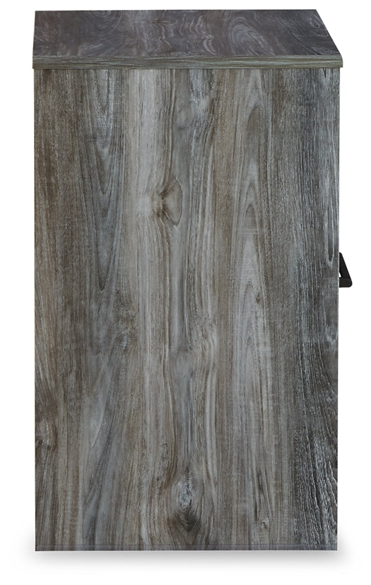 Cama Baystorm tamaño king con cabecero, tocador con espejo y mesita de noche