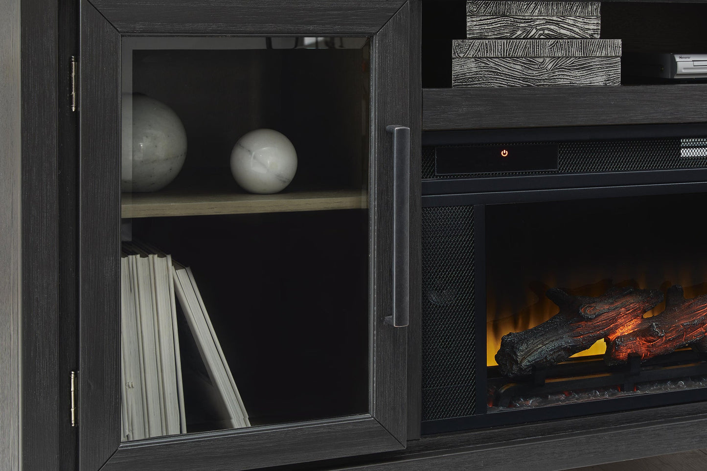 Soporte de TV Foyland de 83" con chimenea eléctrica