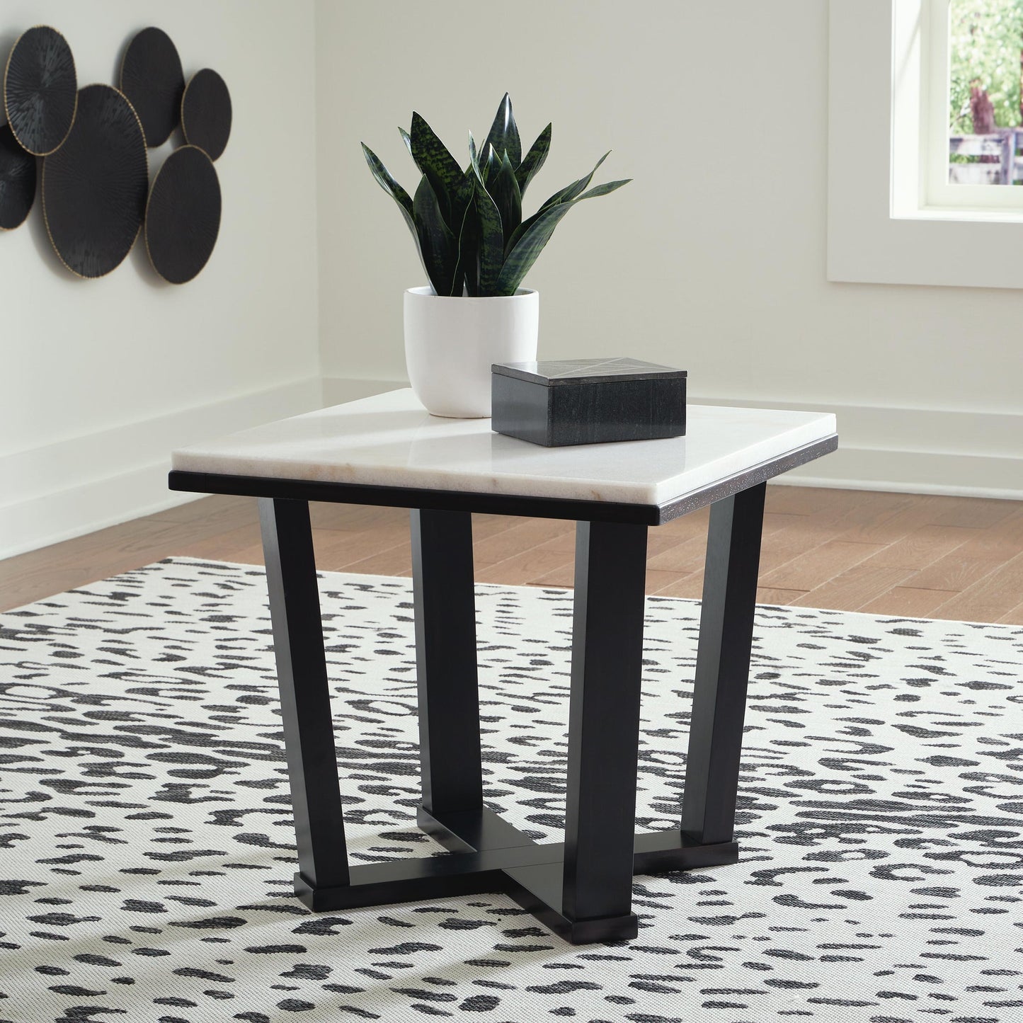 Mesa auxiliar cuadrada Fostead