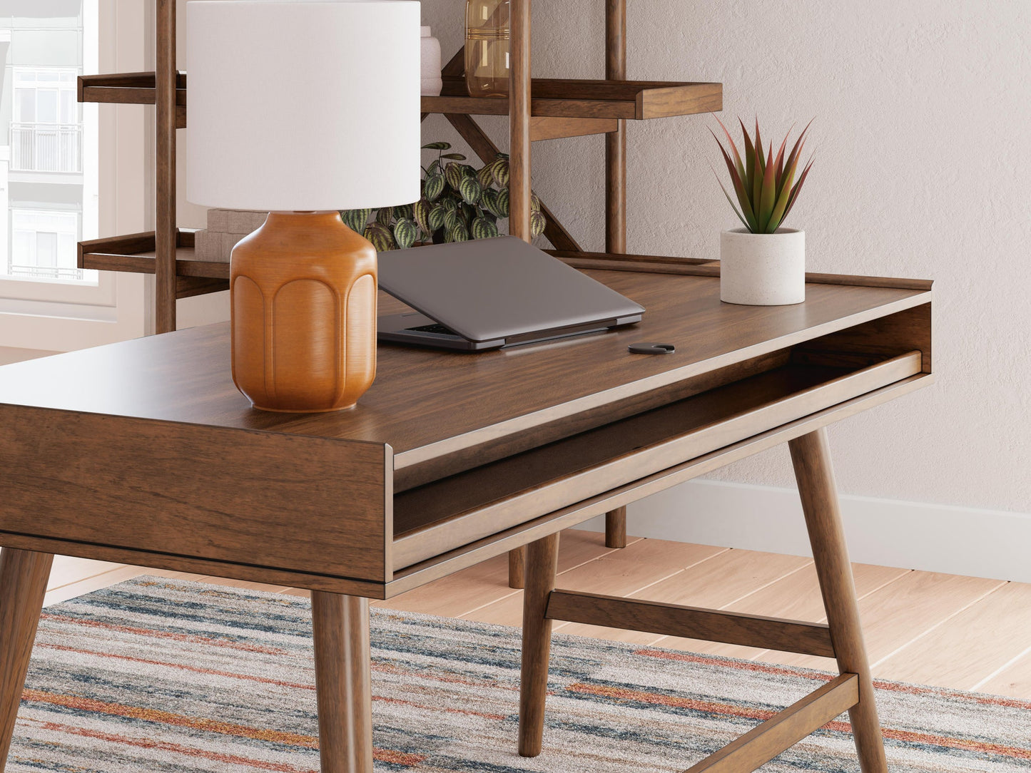 Escritorio Lyncott para oficina en casa