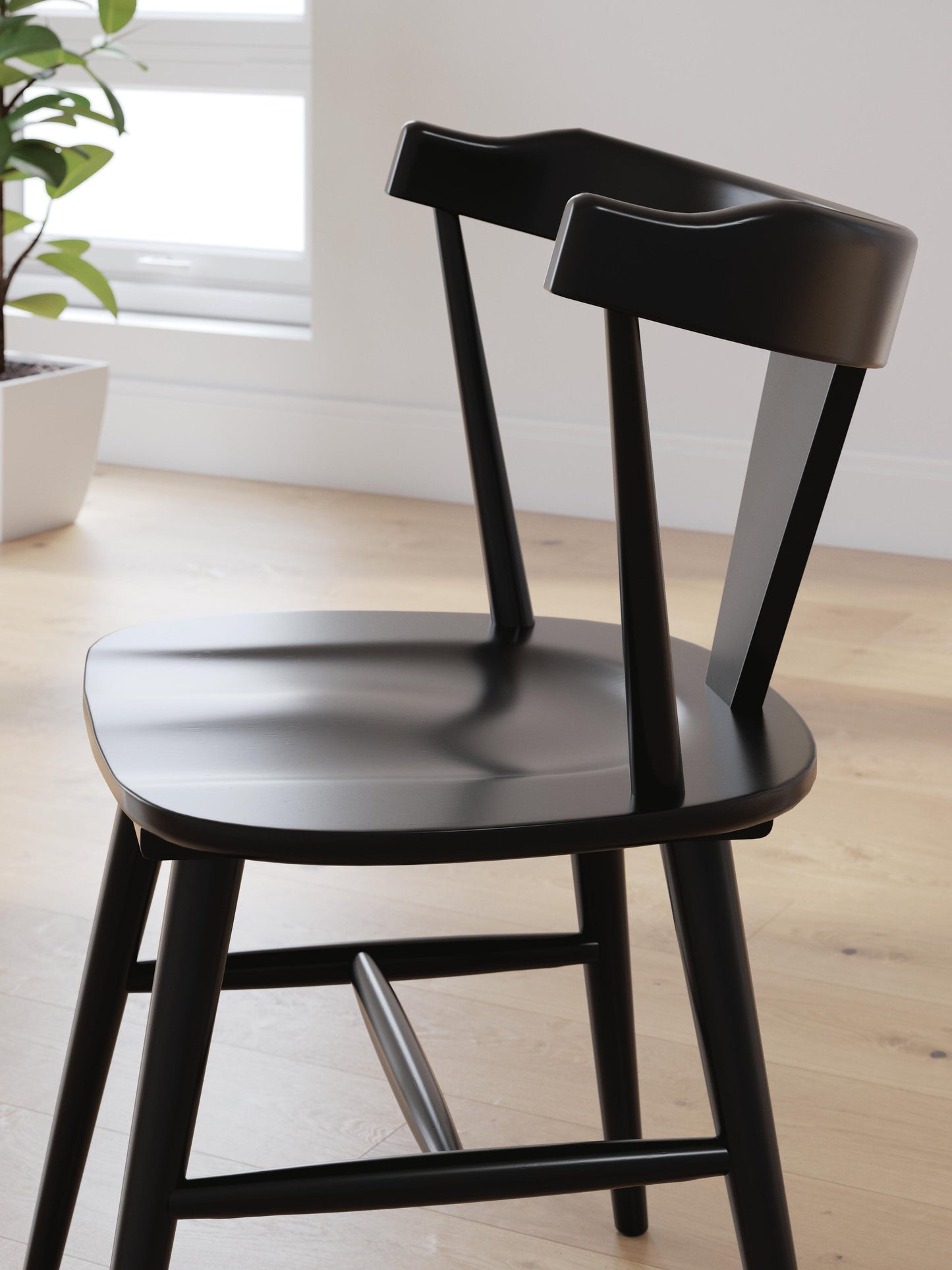 Silla auxiliar de comedor Gretlynn (2/CN)