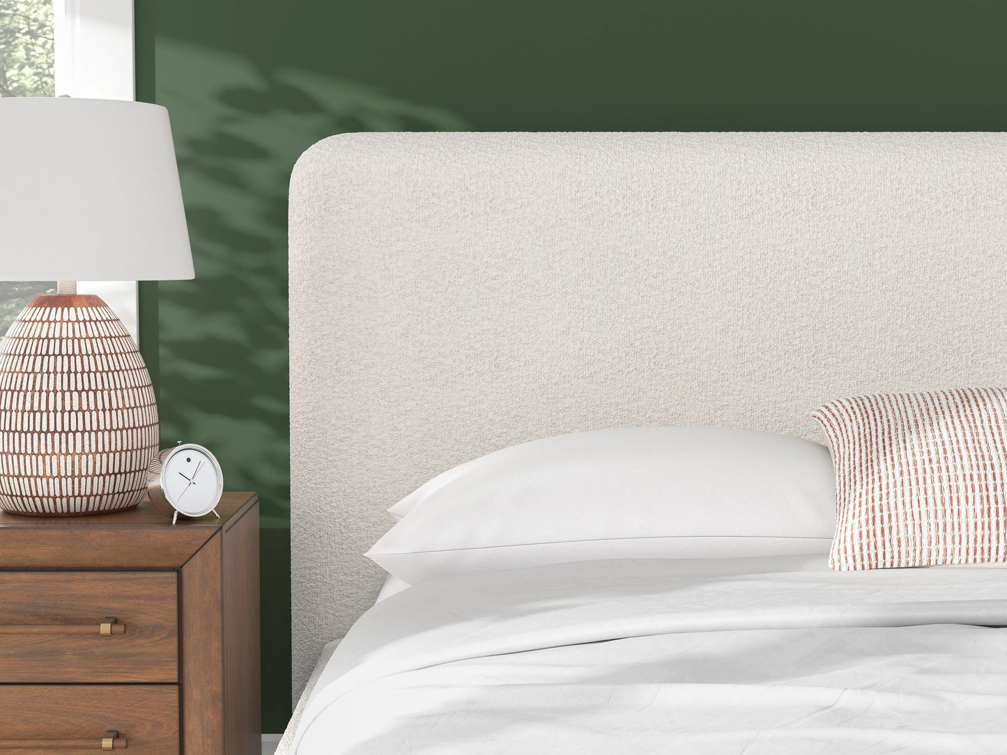 Cama tapizada Brintstreet tamaño king