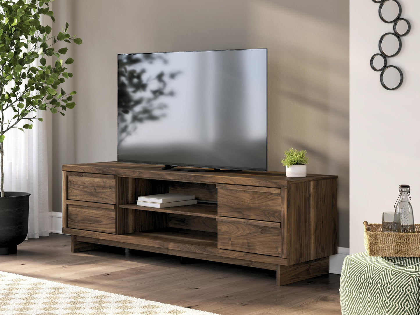 Soporte de TV Zadilyn XL con opción de chimenea