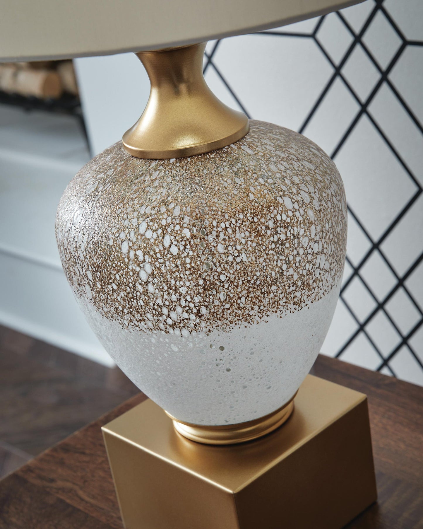 Lámpara de mesa de cristal Tavisburg (1/CN)