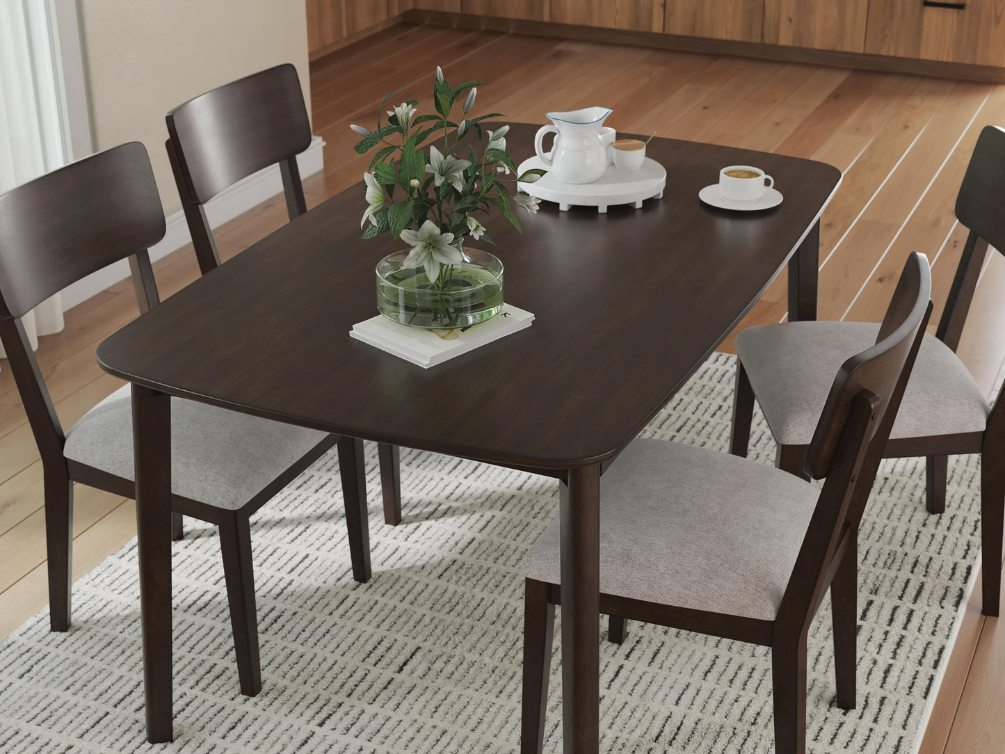 Juego de mesa de comedor Mallenette (5/CN)