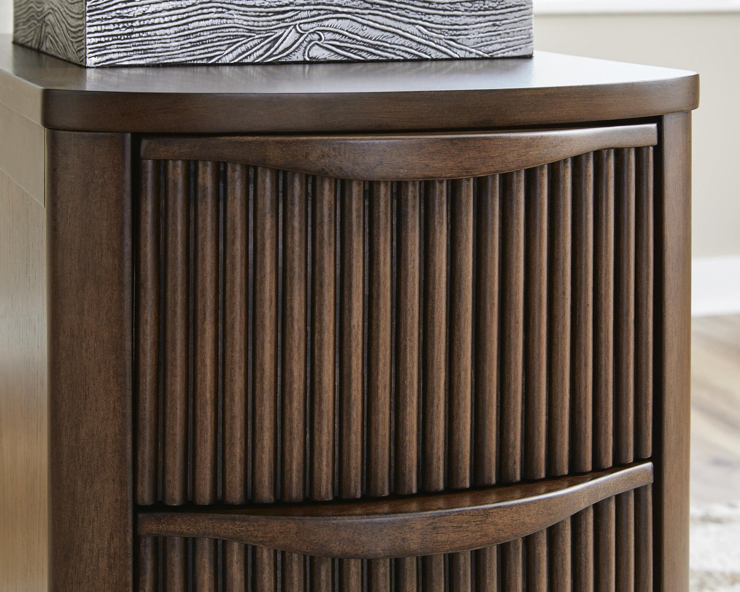 Mesa auxiliar Camdill Chair