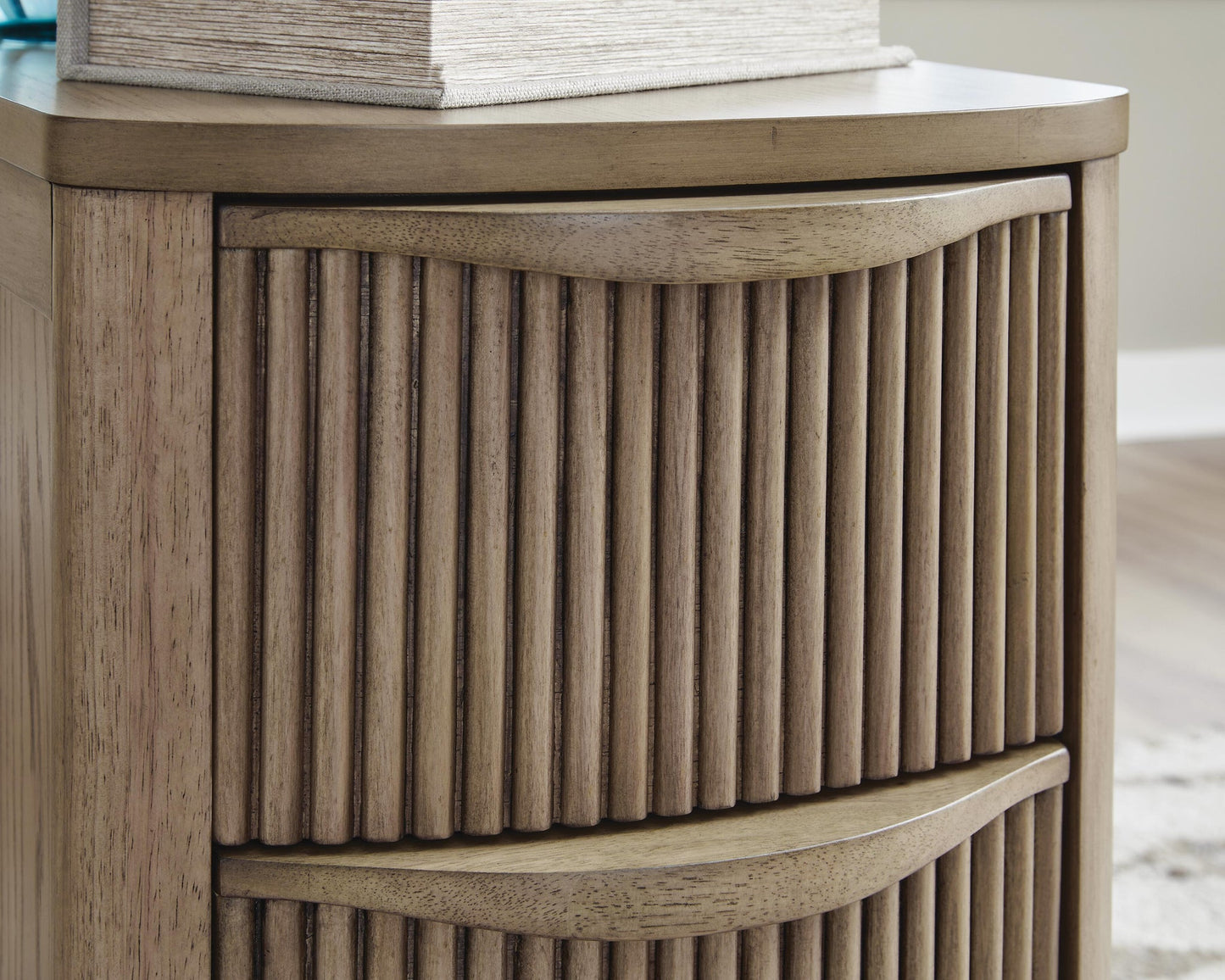 Mesa auxiliar Camdill Chair