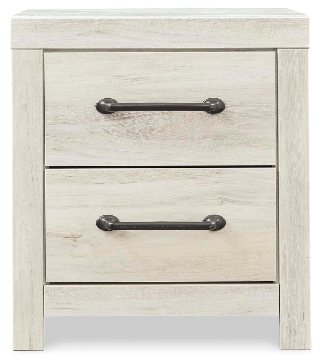 Cama Cambeck tamaño King con cabecero y cuatro cajones, tocador con espejo, cómoda y mesita de noche.