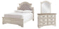 Cama Realyn de dos camas con cabecero y tocador con espejo