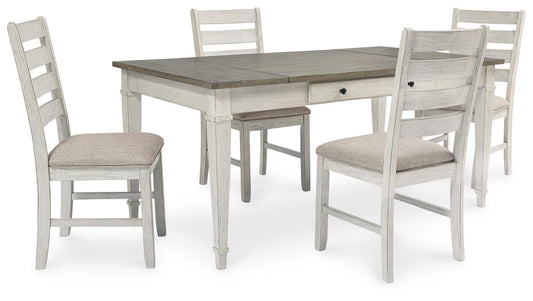 Mesa de comedor Skempton y 4 sillas