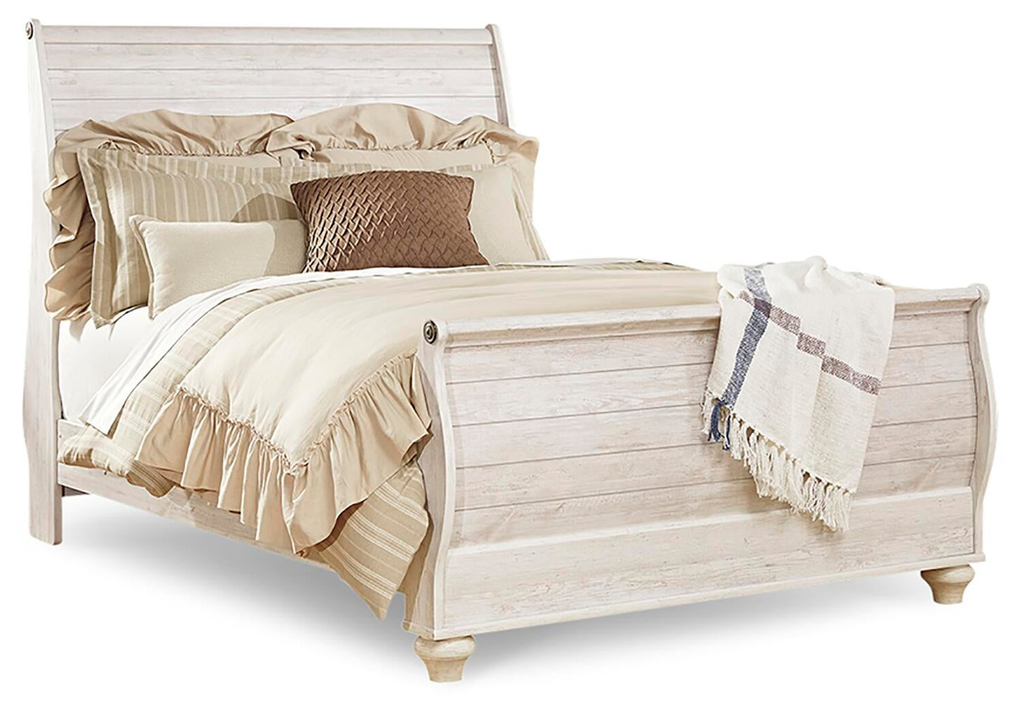 Cama Willowton Queen tipo trineo con tocador con espejo y mesita de noche