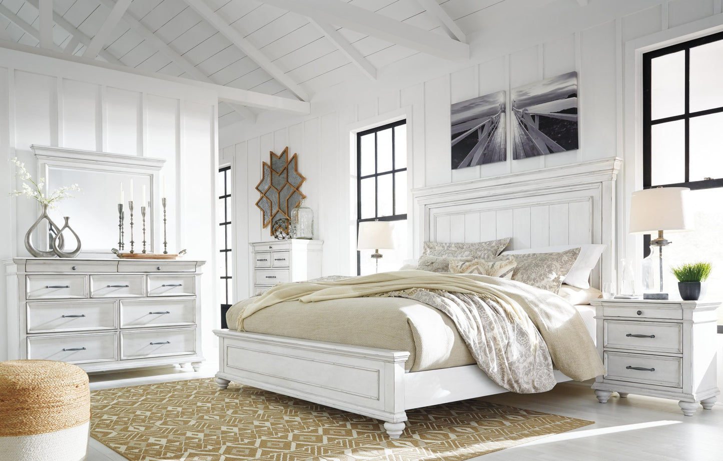 Cama Kanwyn King con cabecero y tocador con espejo