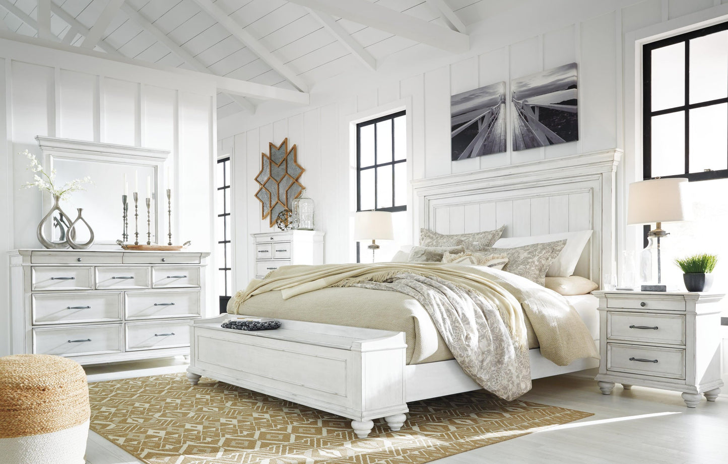 Cama Kanwyn King con cabecero y almacenaje, y tocador con espejo