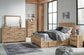 Cama Hyanna de tamaño completo con almacenamiento, tocador con espejo, cómoda y mesita de noche.