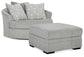 Sillón y otomana Casselbury