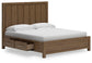 Cama Caballynn tamaño King con cabecero y almacenaje, tocador con espejo, cómoda y mesita de noche.