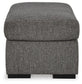 Sillón y otomana Gardiner