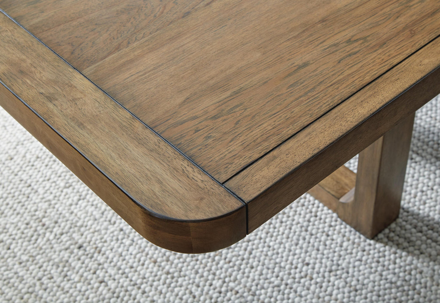 Mesa de comedor Cabalynn y 6 sillas