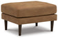 Sillón y otomana Telora