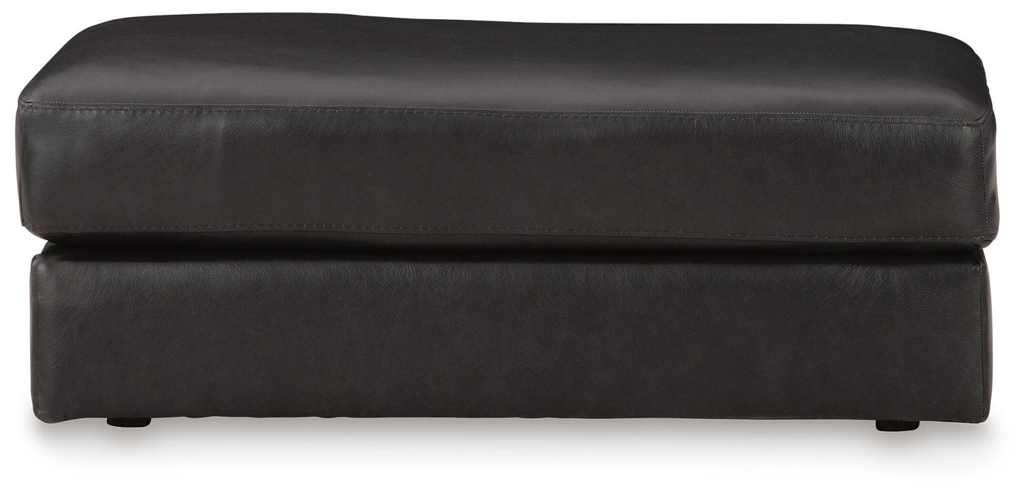 Sillón y otomana Amiata