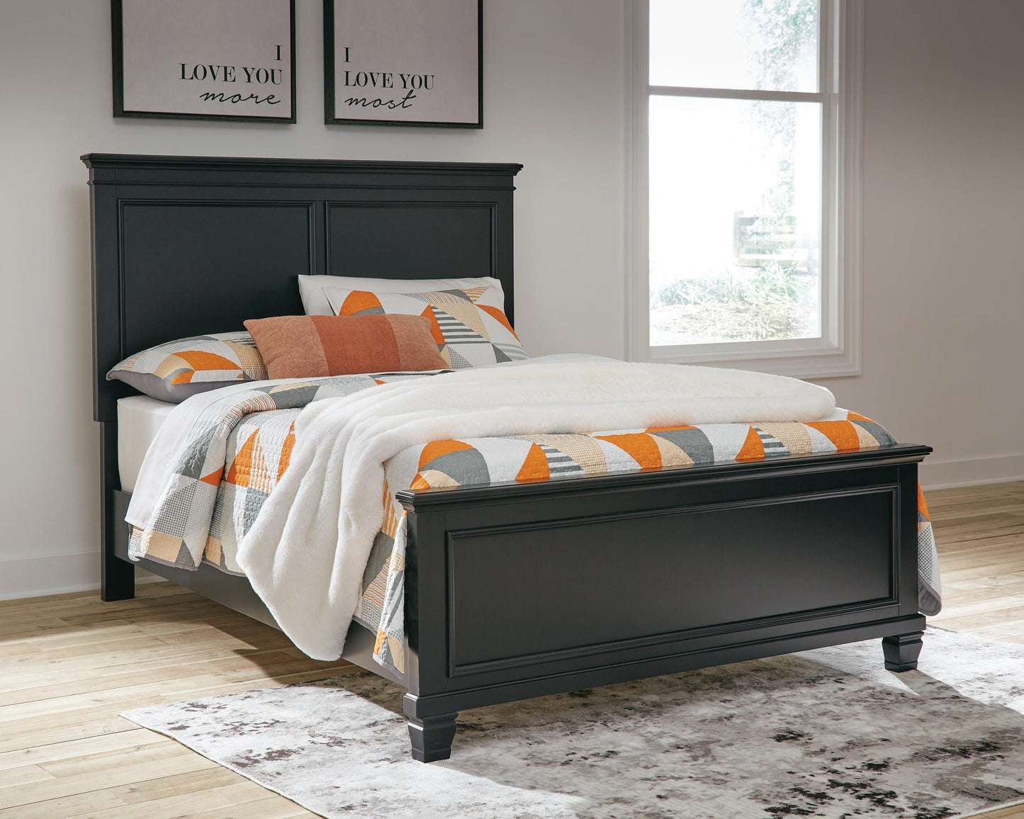 Cama Lanolee de tamaño completo con tocador con espejo, cómoda y mesita de noche