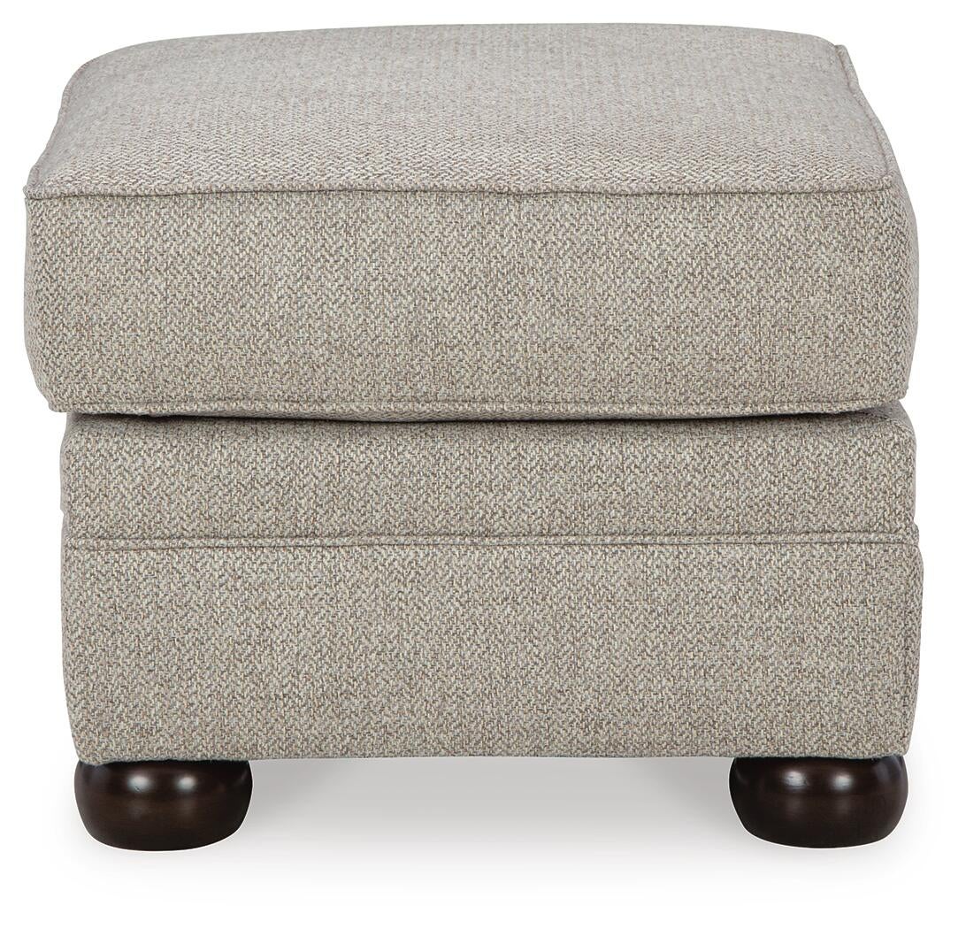 Sillón y otomana Gaelon