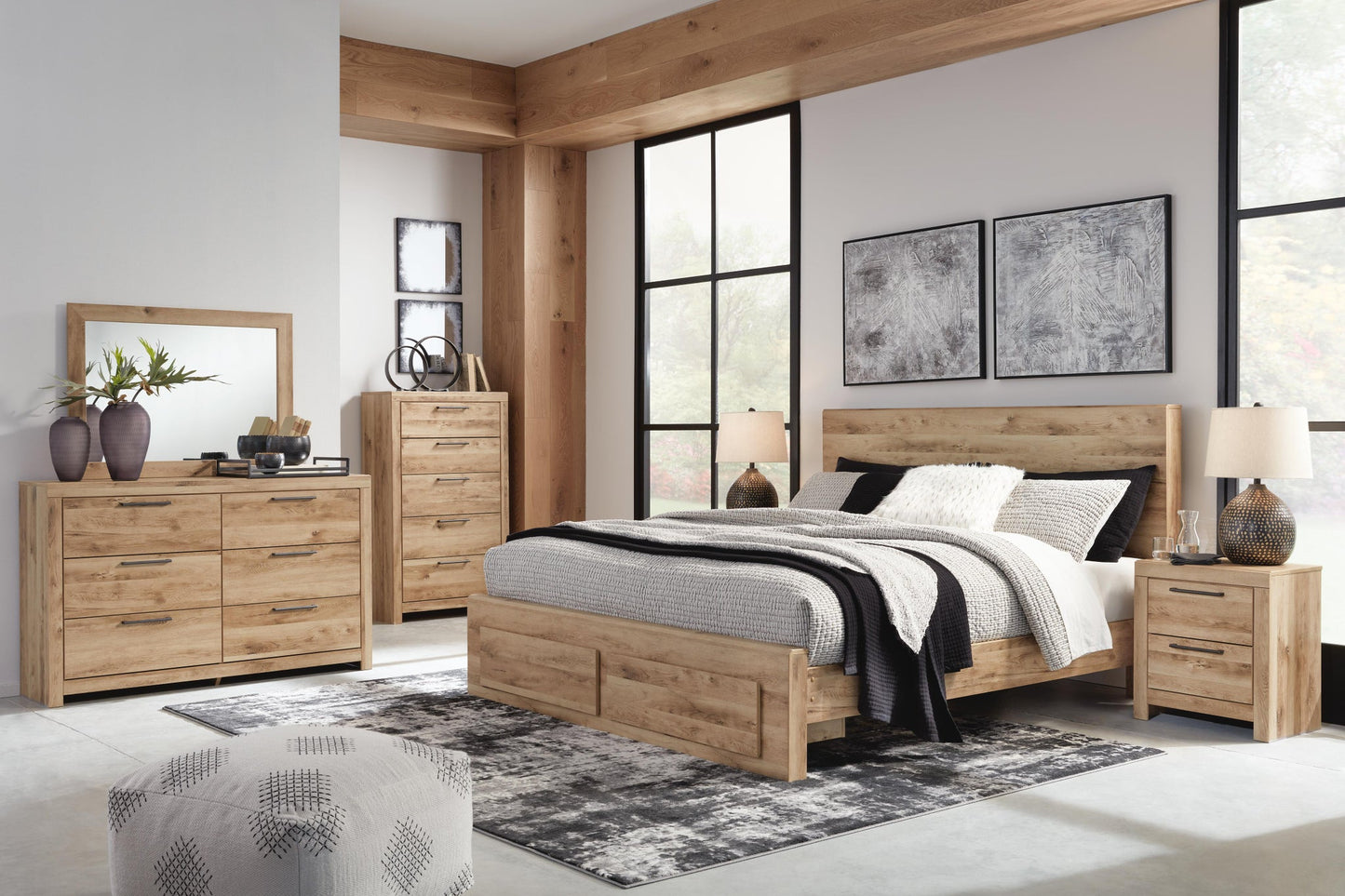 Cama Hyanna Queen con cabecero, tocador con espejo, cómoda y mesita de noche.