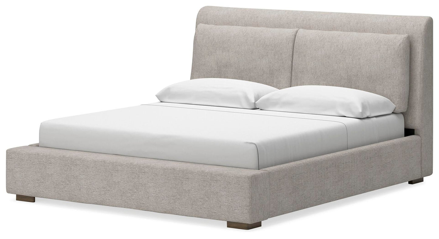 Cama tapizada Cabalynn tamaño California King con tocador y mesita de noche con espejo