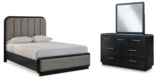 Cama tapizada Rowanbeck tamaño Queen con tocador con espejo