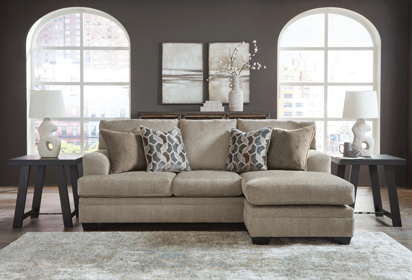 Sofá chaise longue, sillón y otomana Stonemeade