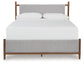 Cama tapizada Lyncott tamaño King con tocador con espejo, cómoda y mesita de noche