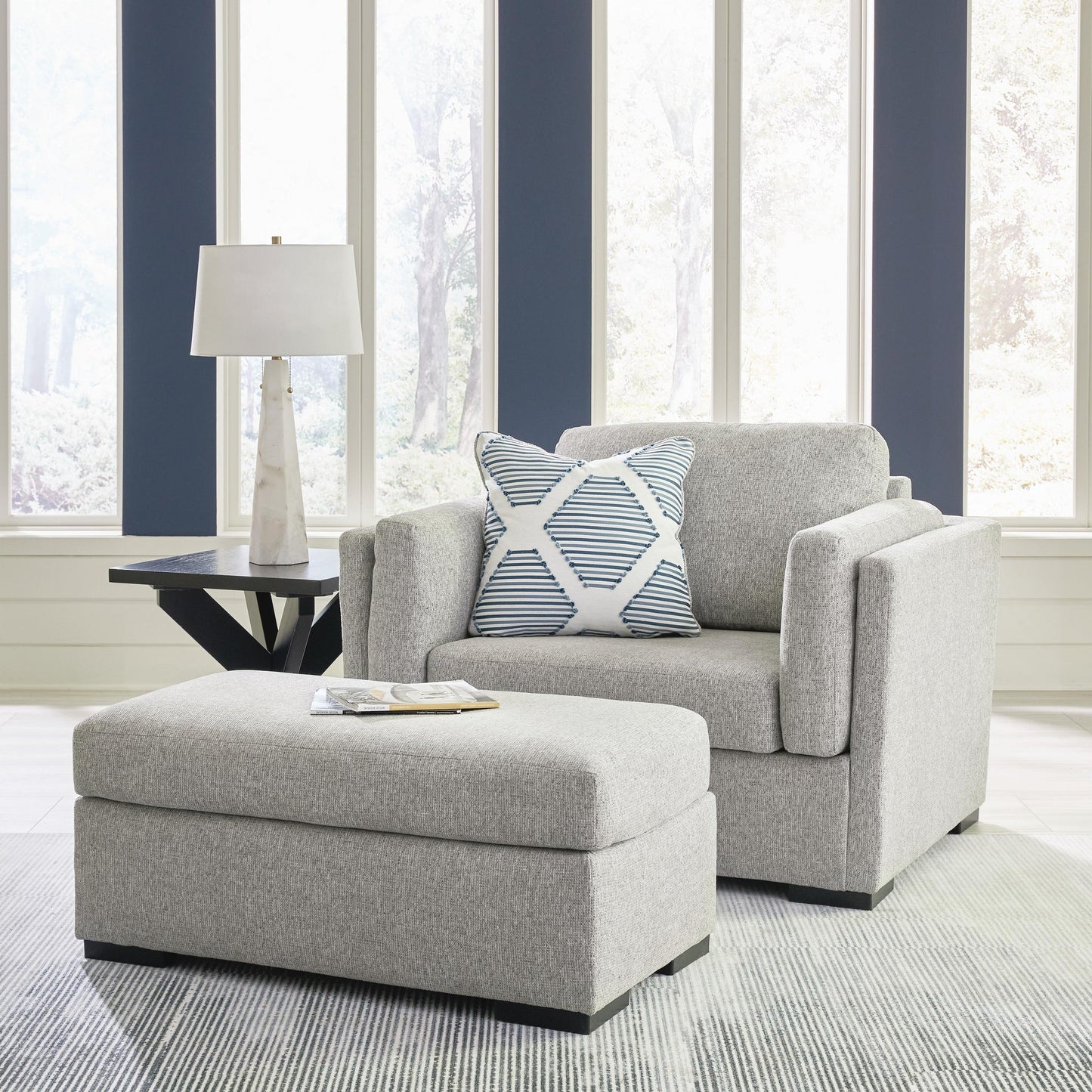 Sillón y otomana Evansley