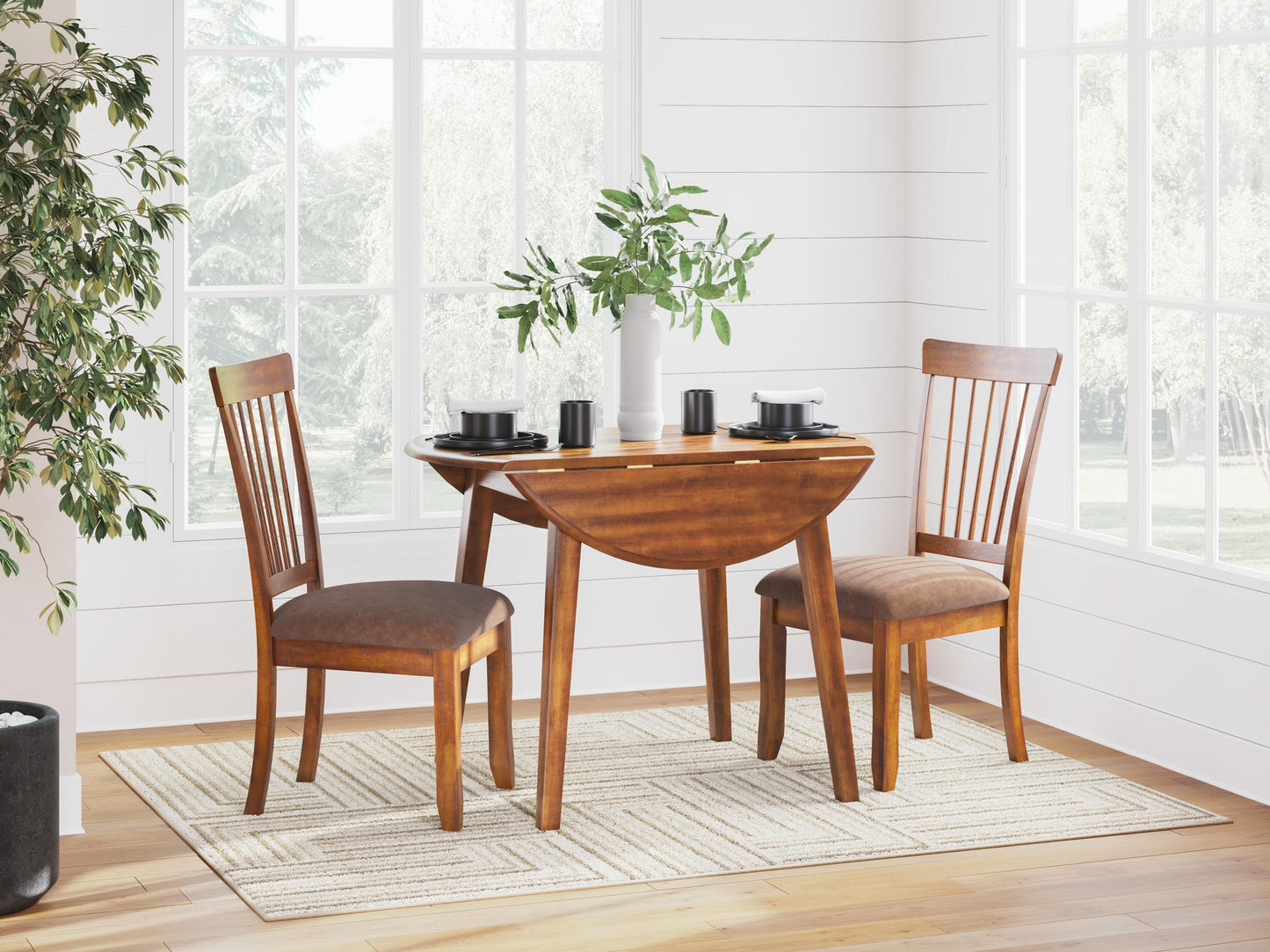 Mesa de comedor Berringer y 2 sillas