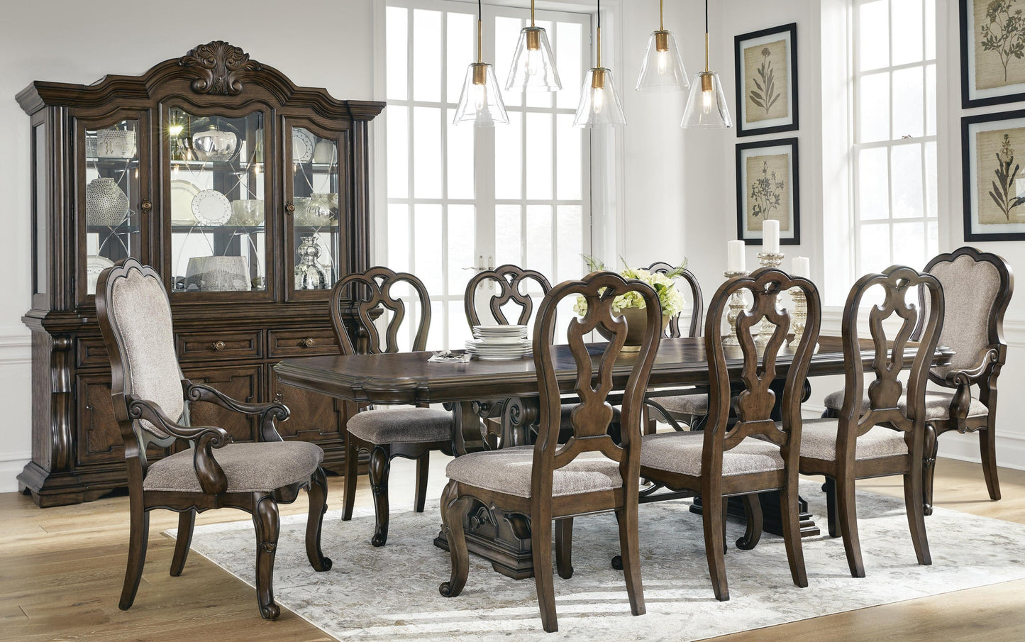 Mesa de comedor Maylee y 8 sillas